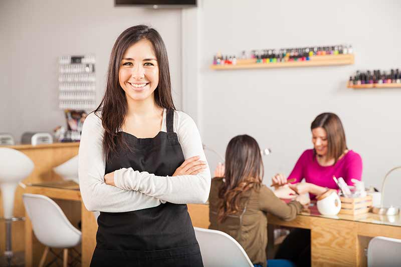 How much does it cost to open a salon?